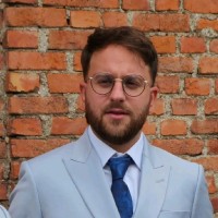 Joris Amore Email