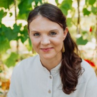 Finches Employee Stefanie Glenn's profile photo