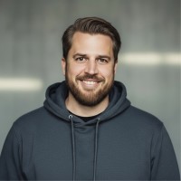 Dennis 🤖 Email