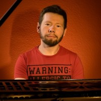Ivan Chumak Email