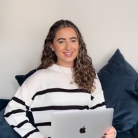 Medichecks Employee Elle Grosz's profile photo