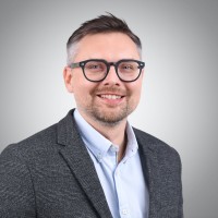 Bartosz Wójcik Email