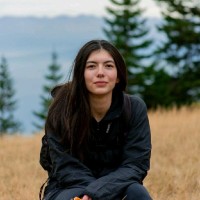 Tringa Krasniqi Email