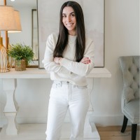 Caroline Biggs Email & Phone Number