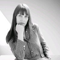 Violette Kobuta Email