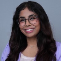 Julia Louis Email