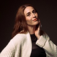 Ashley Travis Email & Phone Number
