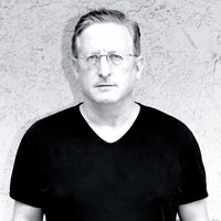 Passage Pictures, LLC Employee Uri Singer's profile photo