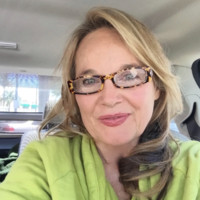 Suzanne Riordan Email & Phone Number