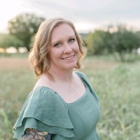 Shannon Isom Email & Phone Number