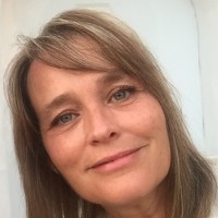 Carine Eliaerts Email