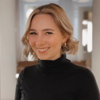 Anne Neumann Email
