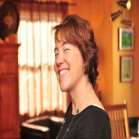 Oracle Employee Amanda Brodeur's profile photo