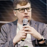 Stanislav Ignatiev Email