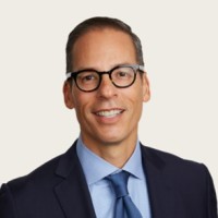 Lido Advisors, LLC Employee Roberto Paredes's profile photo