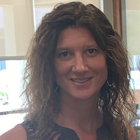Golden Oak Lending Employee Lisa Carr's profile photo