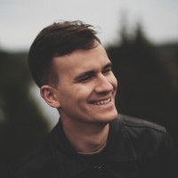 Edvinas Mandravickas Email
