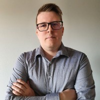 Lauri Vanhapiha Email