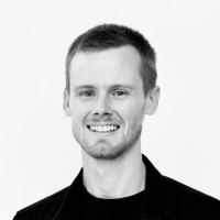 Verify Employee Jack Parker's profile photo