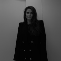 Klara Çollaku Email