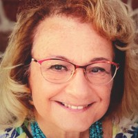 Educational Consultant Employee Holly Hatch's profile photo