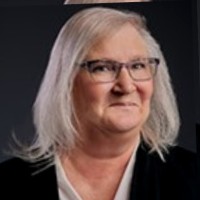 Signature Associates Commercial Real Estate Employee Suzanne Mattison's profile photo