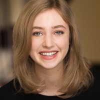 Chloe Nosan Email & Phone Number