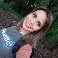 Aline Moreira Email