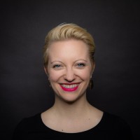 Pia Hoffmann Email