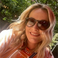 Laura Hayes Email