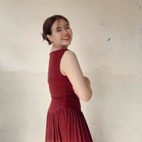 Evania Marcella Email