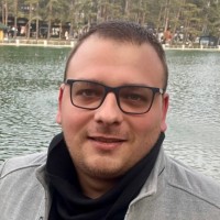 Stefan Tanaskovic Email