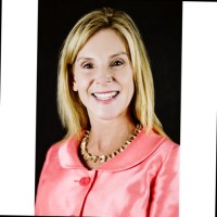 Weidner Apartment Homes Employee Tynia Thoreson's profile photo