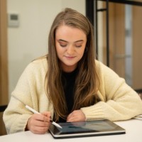 Chloe Sutherland Email