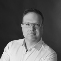 Stefan Jacob Email & Phone Number