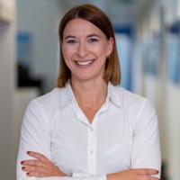 Julia Gebelein Email & Phone Number