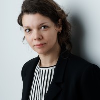Nienke Roelants Email