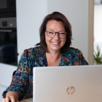 Christa Kerdijk Email