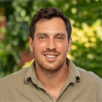 Simón Bouché Email & Phone Number