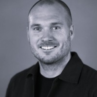 Lars Mikkelsen Email