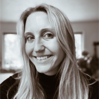 Amanda Priest Email & Phone Number
