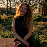 Julia Elder Email & Phone Number