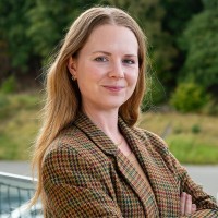 Evelinne Abrahamsson Email