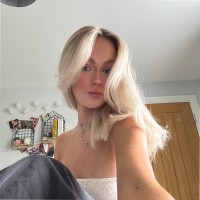 Total Clothing Employee Mollie Crombie's profile photo