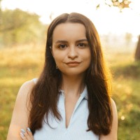 Yuliana Chornenka Email
