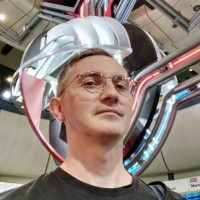 Piotr Stolarski Email