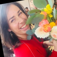 Amanda Flores Email & Phone Number