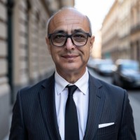 Roberto Castillo Email & Phone Number