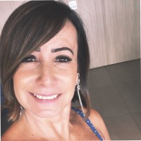 Adriana Viegas Email