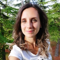 Giulia Cavazza Email